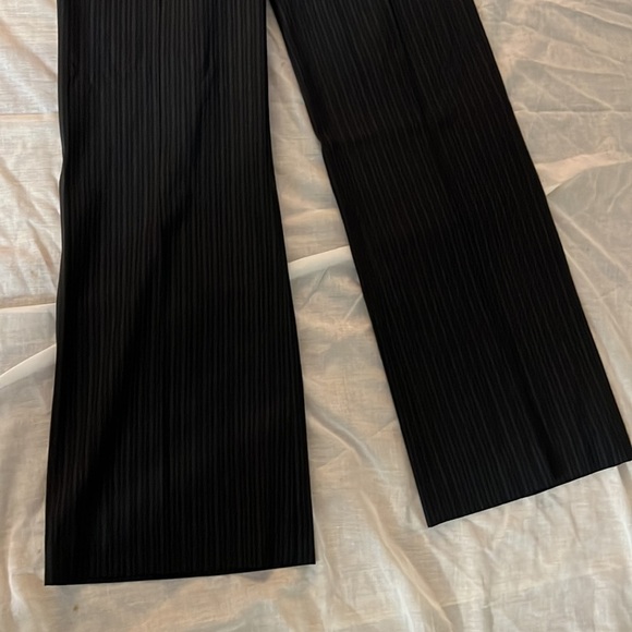 BCBGMAXAZRIA Women’s Pinstripe  Wool Blend Trousers size 8 - Picture 2 of 10